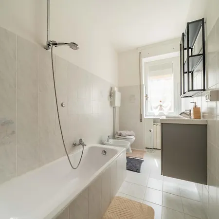 Lejlighed La Darsena Front