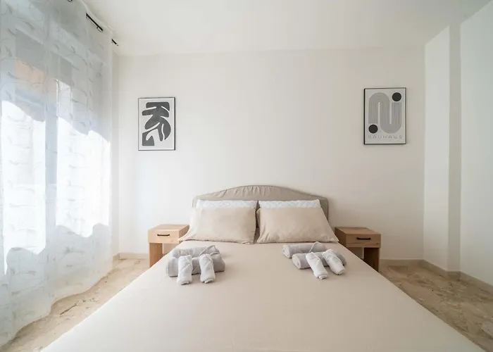 La Darsena Front Apartment *