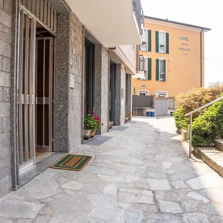 La Darsena Front Apartman