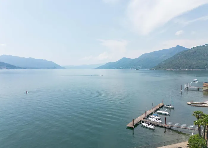 La Darsena Front Apartman *