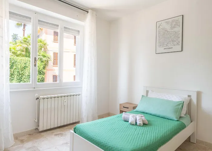 Apartman La Darsena Front